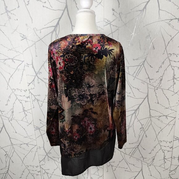 Fresh Fx Floral Print Velvet V-Neck Asymmetrical Tunic - Picture 4 of 6